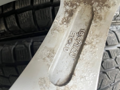 235/60R18スタッドレスタイヤセット
