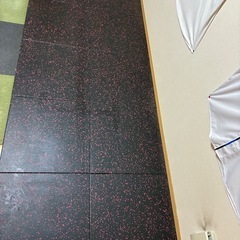 防音ゴムマット10枚セット　| 筋トレ・床保護に　5000円　即渡し可の画像