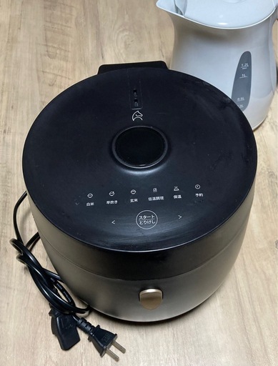 EPEIOS(エペイオス)HUG 炊飯器 型番：EPRC001とティファール電気ケトル ジャスティンプラス 1.2L ホワイトセット