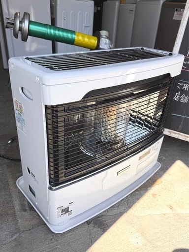 札幌市内配送可 燃焼確認済み 美品 19年製 トヨトミ FF式石油ストーブ 