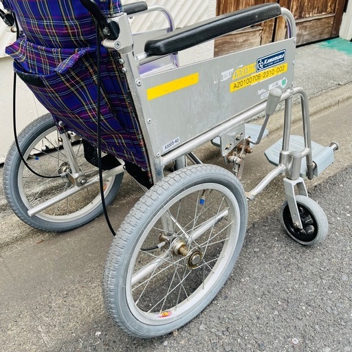 カワムラサイクル 車椅子 介助用 軽量 コンパクト KA302SB 介護用品 折りたたみ 背折れ ブルーチェック 福祉用具 簡易型 介護 介助