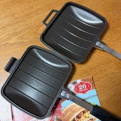 ホットサンドベーカー　レシピブック付き
の画像