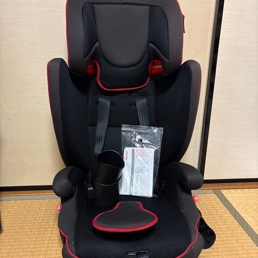 アップリカ チャイルドジュニアシート エアグルーヴ