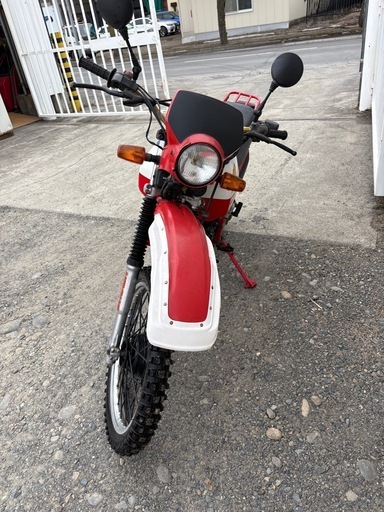 中古車 ホンダ　xl250rパリダカ