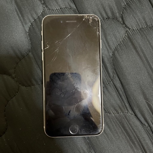 携帯電話/スマホ iPhone  SE2
