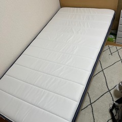すのこベッドフレーム（SAKODA）&ベッドマットレス（ニトリ）