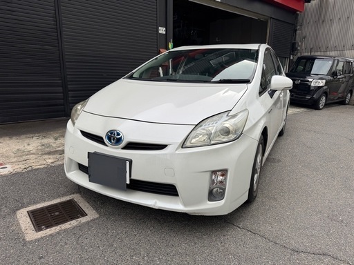 トヨタ プリウス 35.0万円 車検:2027年7月 走行距離:14.8万km | olcar 