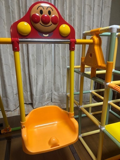 室内ジャングルジム滑り台ブランコ鉄棒