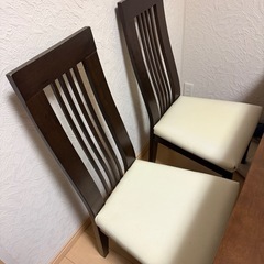 ニトリダイニングテーブルチェアーセットの画像