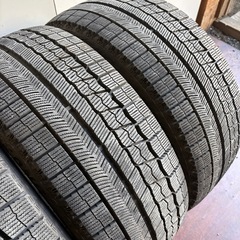 235/45/18冬ナンカンの画像