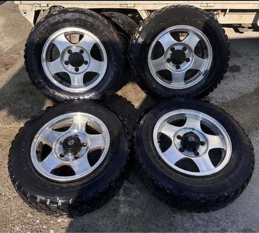 ジムニー　中古タイヤホイール4本 セット