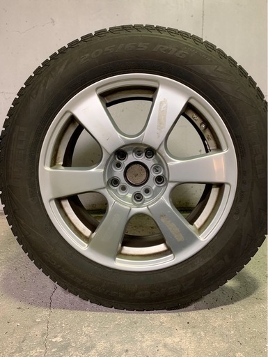 美品❗️最終期間限定セールピレリー]205/65 R16 冬タイヤホイールセット
