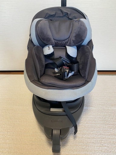 【受付終了】combiチャイルドシート(ISOFIX)