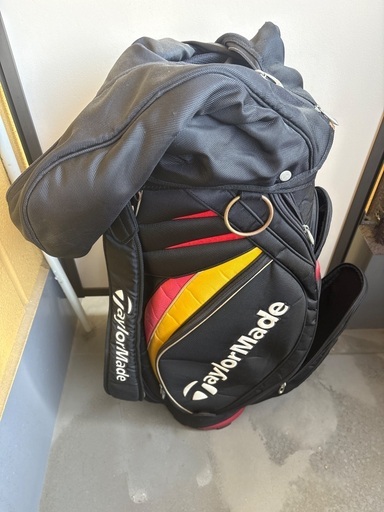 Taylormadeキャディバック・アイアンパターセット