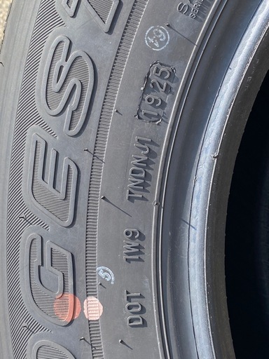 新車外し　ブリヂストン　デューラー 195/80R15 ジムニーノマド 純正タイヤ4本セット