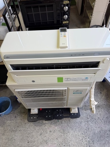 nocria 富士通 ルームエアコン 18畳 AS-M56J2W 動作品 リモコンあり 自動おそうじ機能付