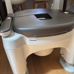 ポータブルトイレの画像