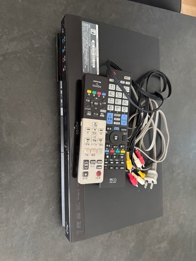 テレビ、レコーダー