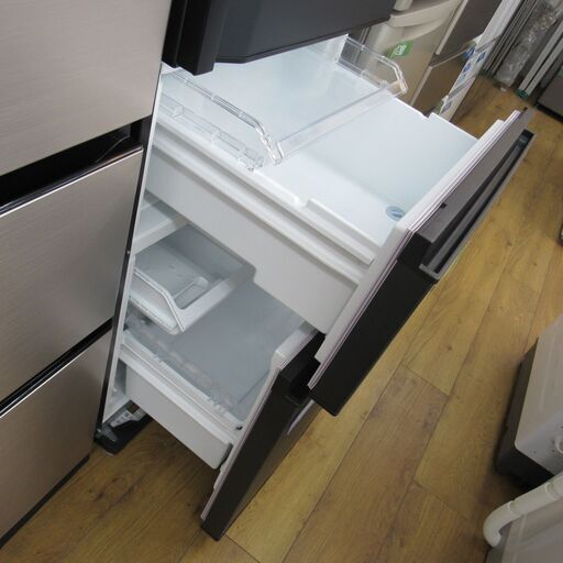 【中古美品】 326L 3ドア冷蔵庫 東芝 GR-U33SC 2023年製 エキスパート藤沢辻堂店