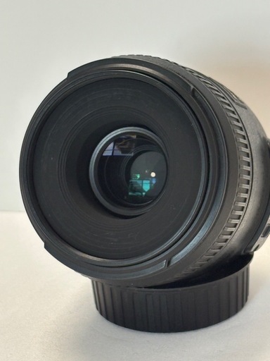 Nikon AF-S DX Micro NIKKOR 40mm f/2.8G