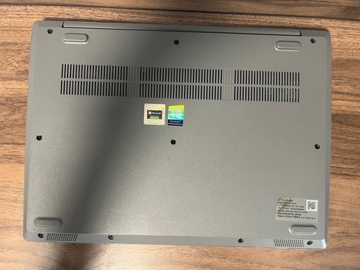 IdeaPad Slim 350 AMD Ryzen 5・8GBメモリー・256GB SSD