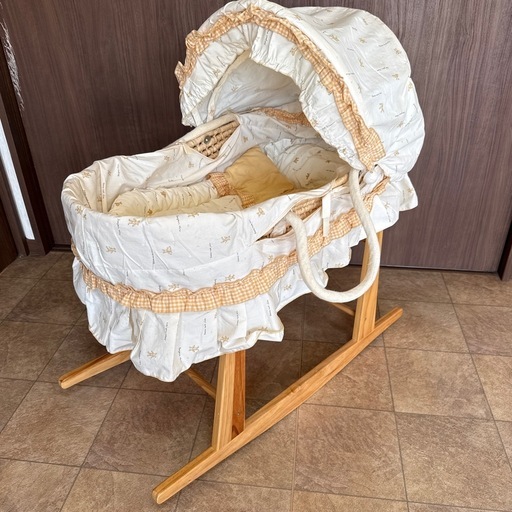 藤カゴゆりかごBABYBJÖRN 抱っこ紐セット (スリードック) かしわ台の 