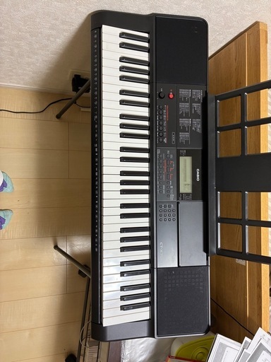 【すぐ使える】CASIO 電子キーボード（スタンド付き）