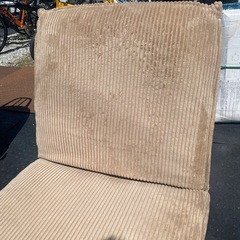 一人掛けソファー　オットマン付きの画像