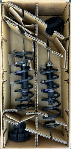 【程度良好】E51 エルグランド 後期 ハイウェイスター 純正サスペンション