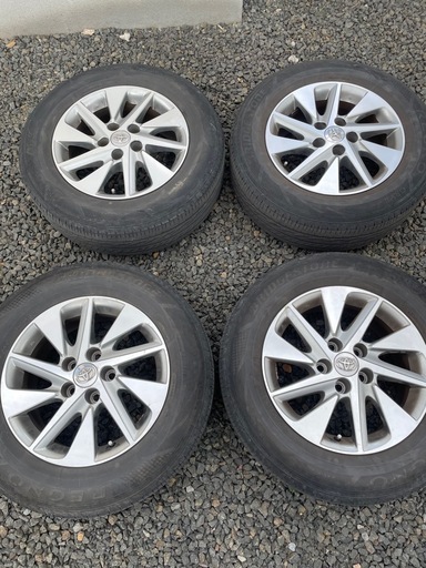 215/65R16