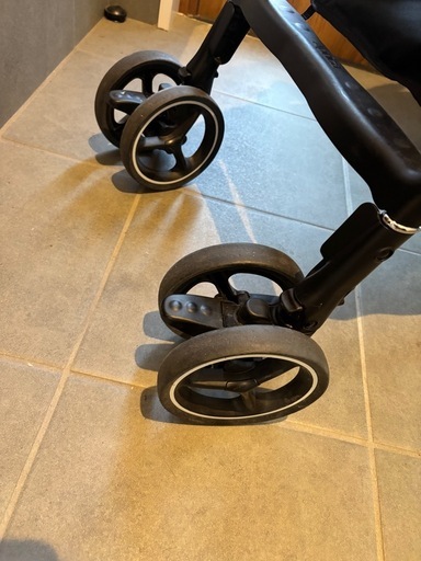 Aprica ベビーカー　ラクーナエアーコンパクト