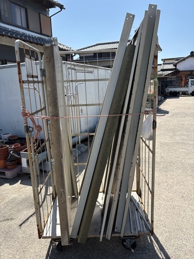 ヨド物置　中古　鍵付き