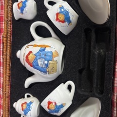 ドールアクセサリー　パディントン ベア ティーセット (バスケット入り) 
の画像