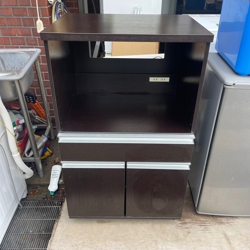 ６０㎝　キッチンワゴン　食器棚　コンセント付き　【リサイクルショップ道楽屋】