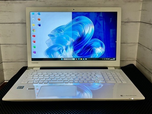 ⭐️美品 爆速?【Microsoft Office 最新2024搭載 ✨】①TOSHIBA Dynabook T75 BW/15.6イ