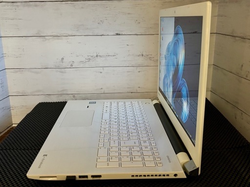 ⭐️美品 爆速?【Microsoft Office 最新2024搭載 ✨】①TOSHIBA Dynabook T75 BW/15.6イ