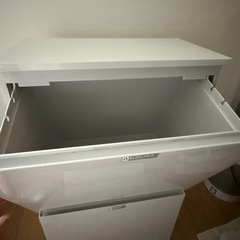 ゴミ箱　の画像
