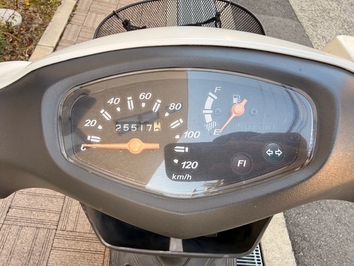 アドレスV125 スズキ　小型バイク　スクーター