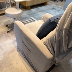 リクライニングチェアカバー付きの画像