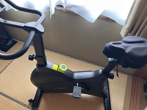美品　FITBOXフィットネスバイク
