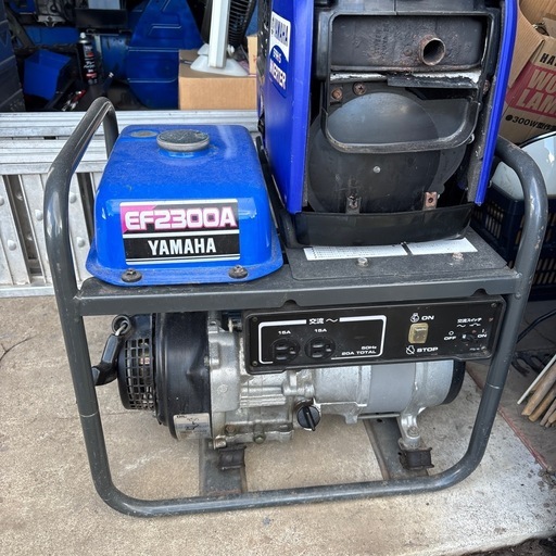 YAMAHA 発電機　2台
