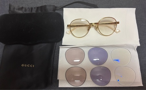 GUCCI カラーレンズ　　