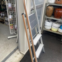東新プレス　3段　ステップ　KU-9　脚立　踏み台　踏台　アルミ　現場　作業　高所作業　足場　折りたたみ　中古　③の画像