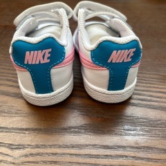 新品未使用 NIKE スニーカー　ベビー　ファーストシューズの画像
