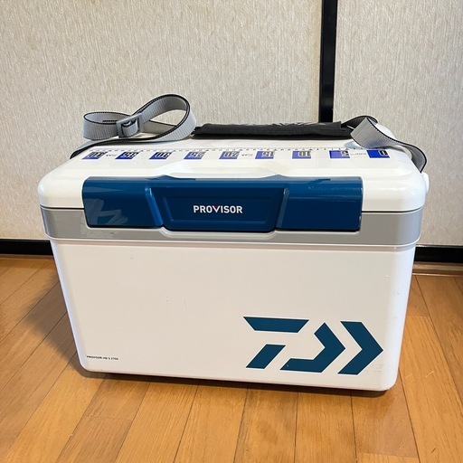【値下げ】 【美品】ダイワ クーラーボックス PROVISOR 純正ベルト・ロッドホルダー付｜直接引取