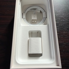 即売却希望◆訳アリ！フィルム付美品iPhone8 64GB A1906の画像