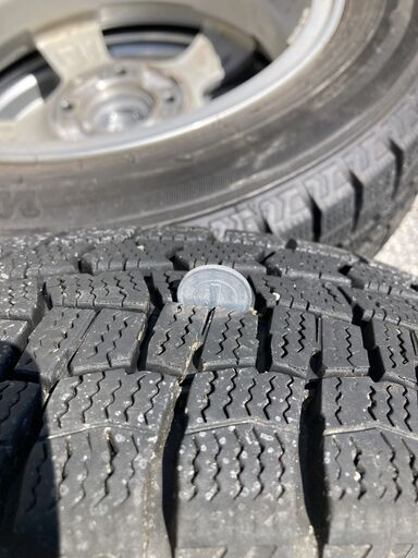 １６５／６５Ｒ１４　４穴、１００mm