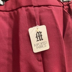 新品未使用インポート　タックパンツ後ろゴムMえんじ色　バーガンディの画像