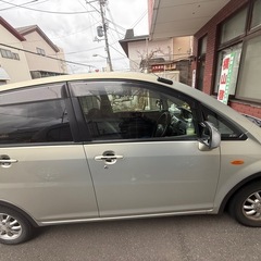 この車は2年間の車検を受けています夏用タイヤはなく、冬用タイヤのみです。の画像