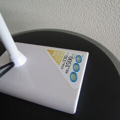 LED卓上スタンドの画像